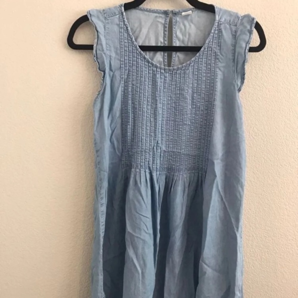 Blue Chambray dress with ruffle sleeve